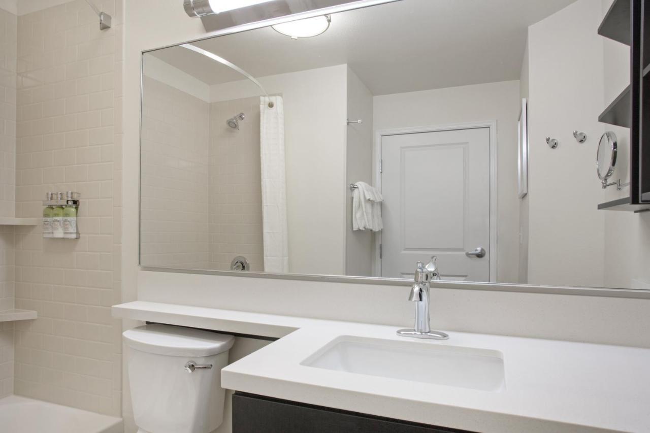 Candlewood Suites Pueblo By Ihg Zewnętrze zdjęcie